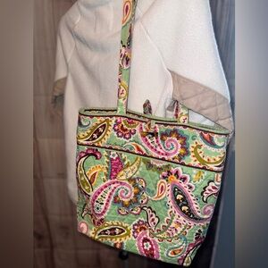 Vera Bradley | Retired Tutti Frutti mint | Quilted Toggle Tote| EUC